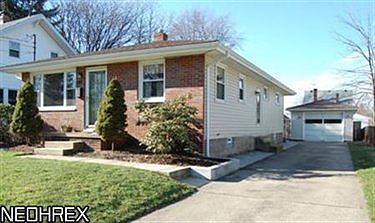 2nd image of 124 Berwyck Dr