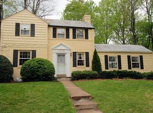 5609 Vernon Pl, Bethesda, MD 20817