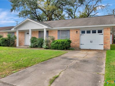 2011 Mission Dr, Victoria, TX, 77901