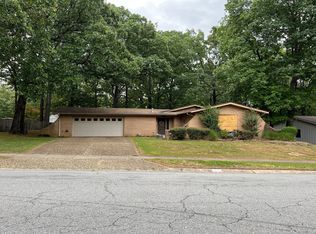 1521 Breckenridge Dr, Little Rock, AR 72227