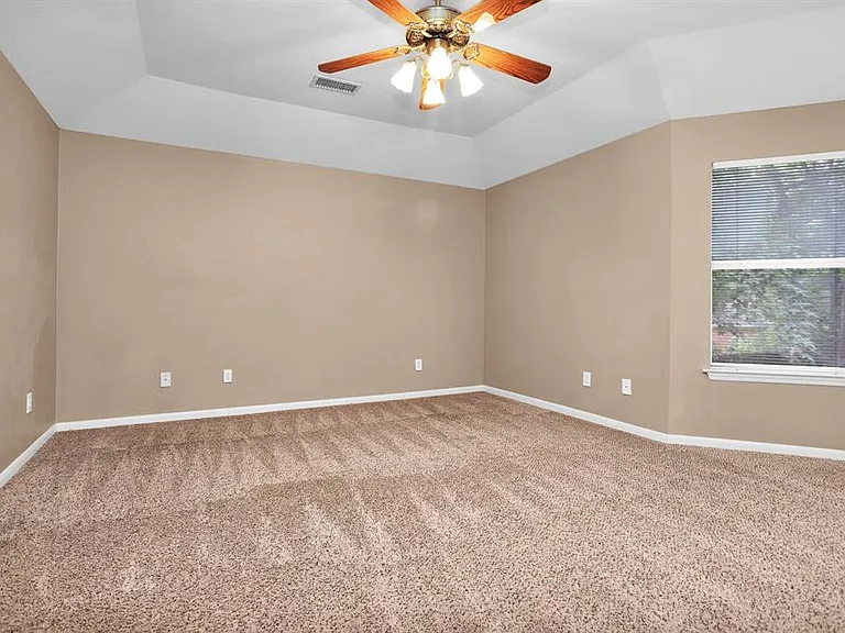 111 S Winterport Cir — Photo 10