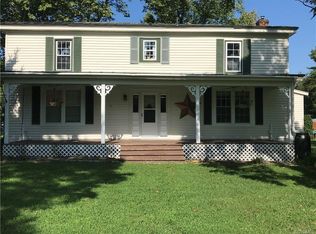 1567 Smithfield Rd, Saint Stephens Church, VA 23148