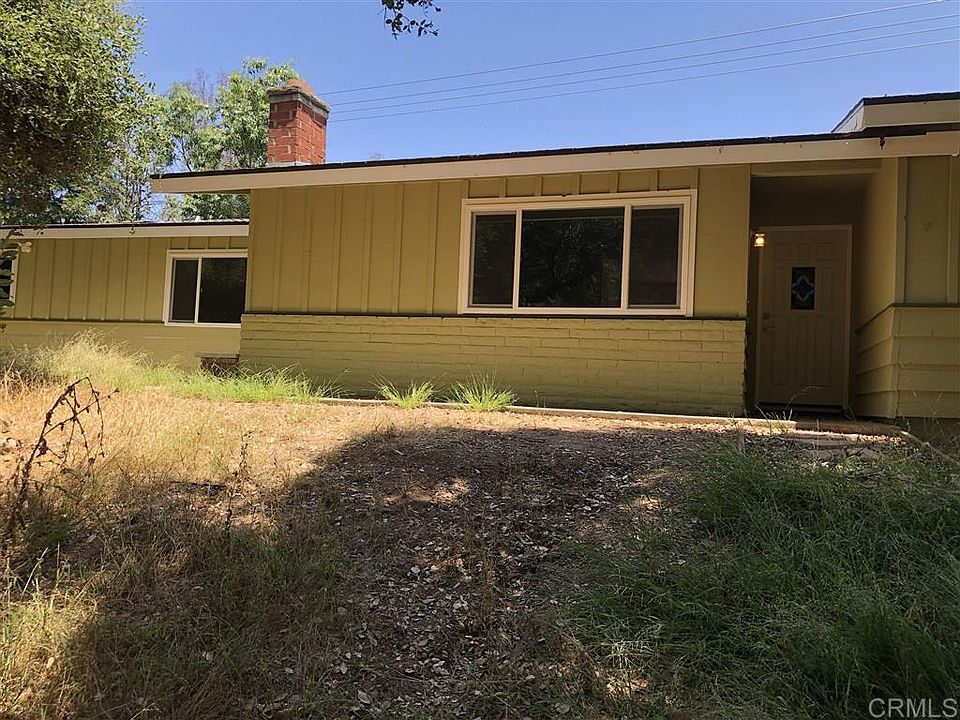 2nd image of 30077 Lilac Rd