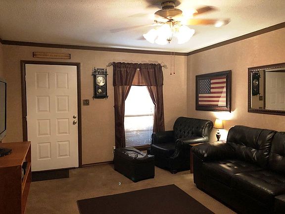 2nd image of 1102 Willow Springs Dr