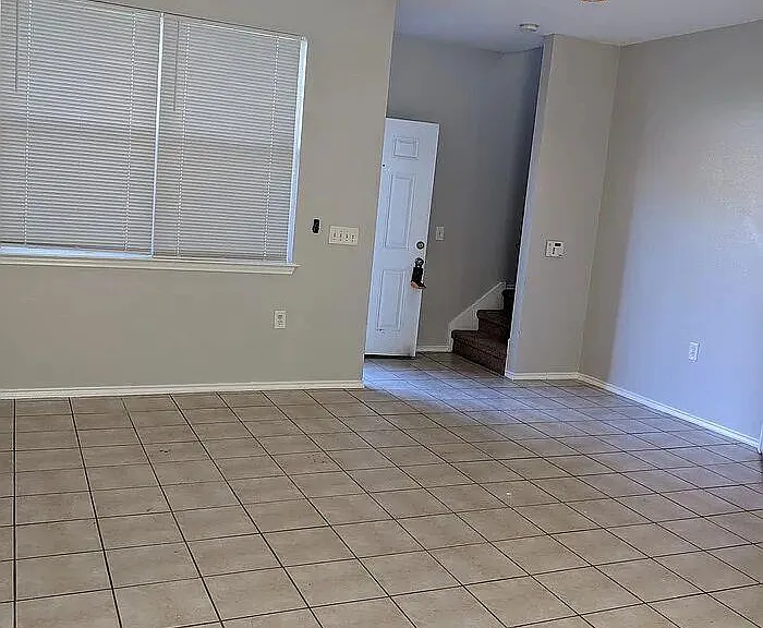 1149 Garland Ave #B — Photo 5