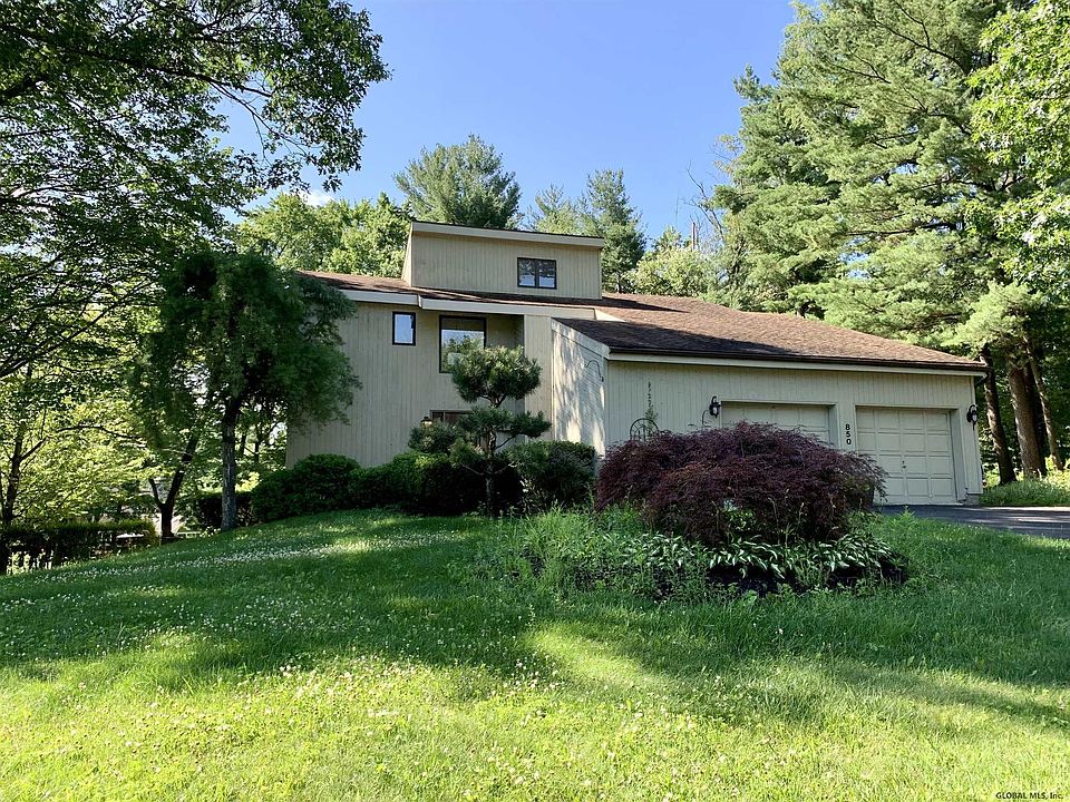 850 AVON CREST Boulevard, Niskayuna, NY 12309 Zillow