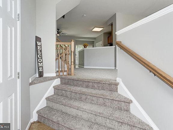 3rd image of 11630 Nellings Pl