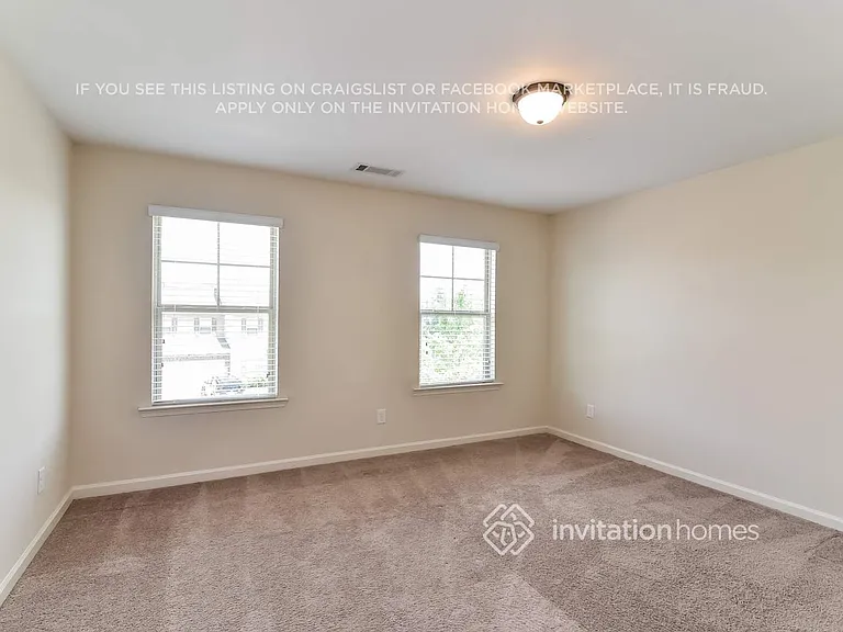 439 Village Broad St — Photo 15