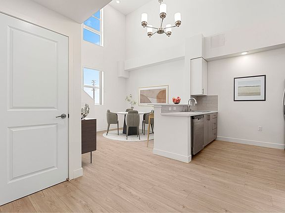 3rd image of 8521 S Sepulveda Blvd APT 515