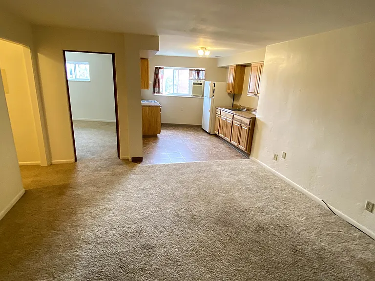 100 3rd Ave — Photo 18