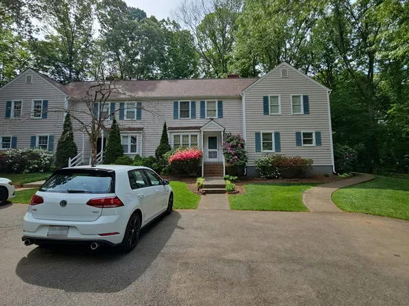 112 Clays Crossing Dr, Forest, VA 24551