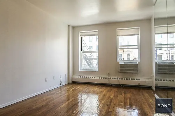 Rented by Bond New York | media 10