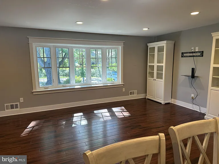 11809 Rivershore Dr — Photo 8