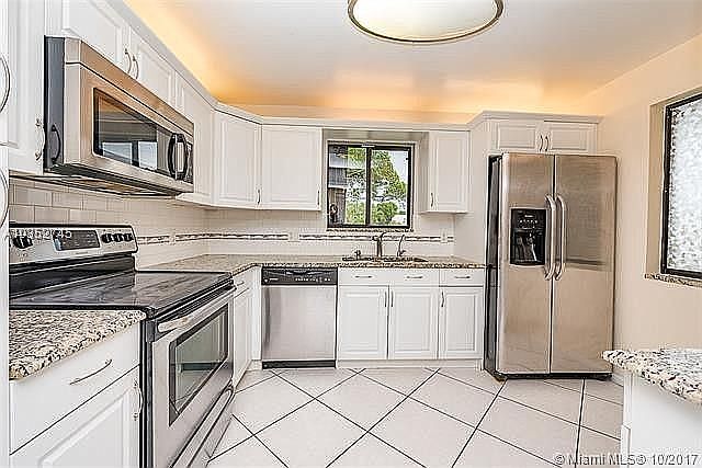 2nd image of 310 Racquet Club Rd APT 106