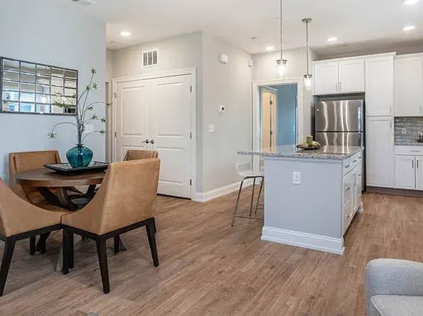 Little Brook, 833 Deming Rd #54, Berlin, CT 06037