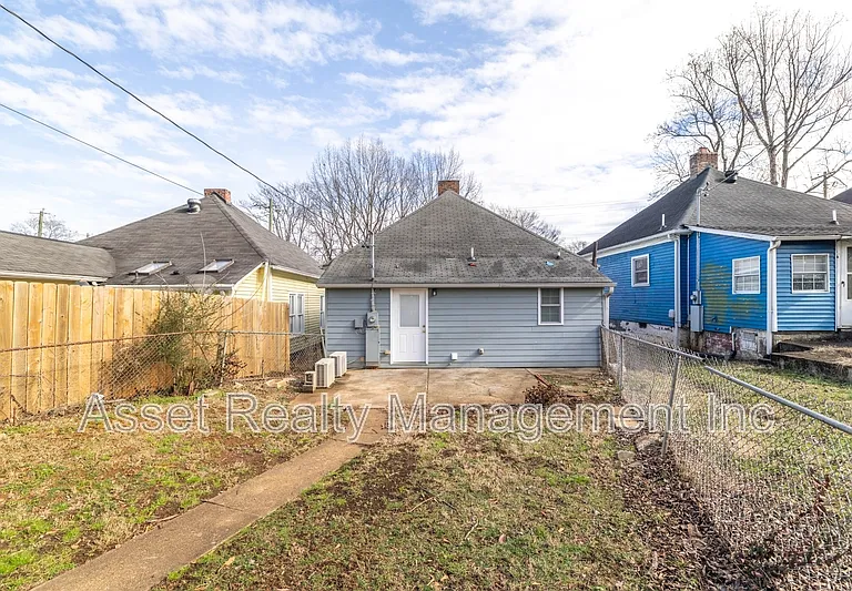 1443 N 4th Ave — Photo 23