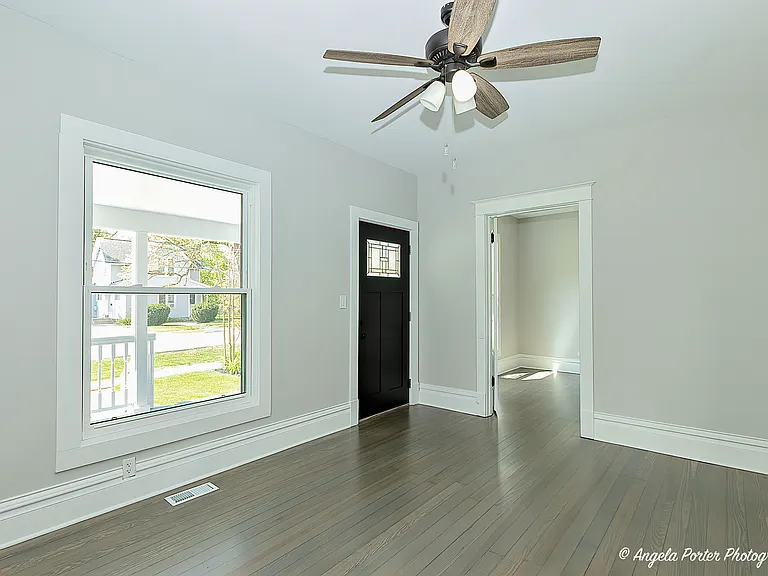 62 Pine St #A — Photo 3