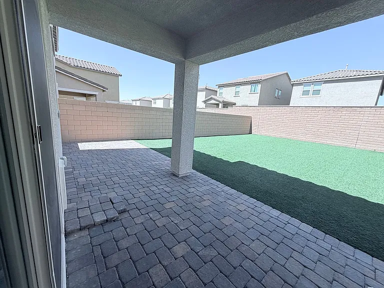 7069 Stockton Dunes St — Photo 20