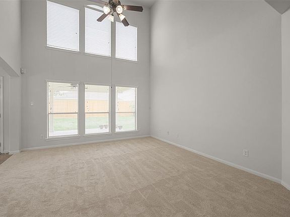 4th image of 2507 Blue Reef Drive