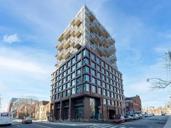 2 Augusta Ave #202, Toronto, ON M5V 2W1