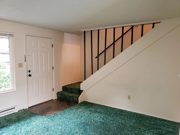 1705 Lake Stevens — Photo 4