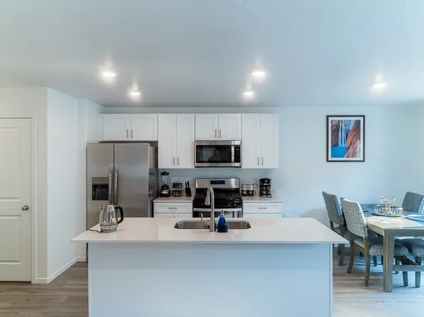 494 S Rockwell Ln, Cedar City, UT 84720