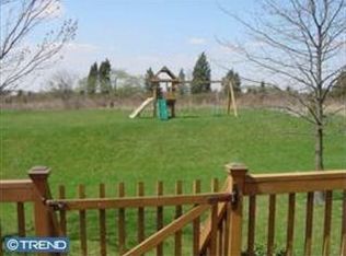 5 Ridgewood Way, Harleysville, PA 19438