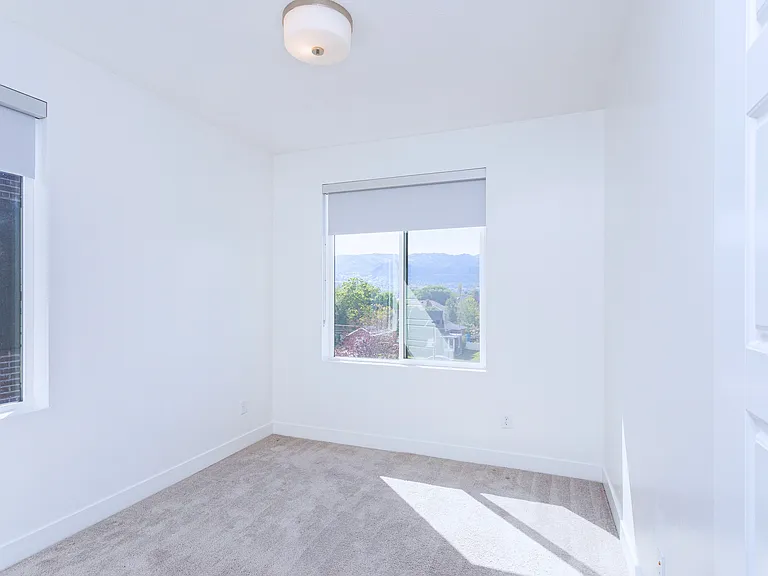 Peak Interior-6
