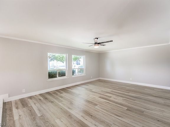 4th image of 3358 Knollwood Ct