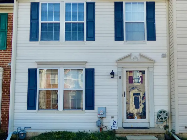 9 E Christina Pl, Newark, DE 19702