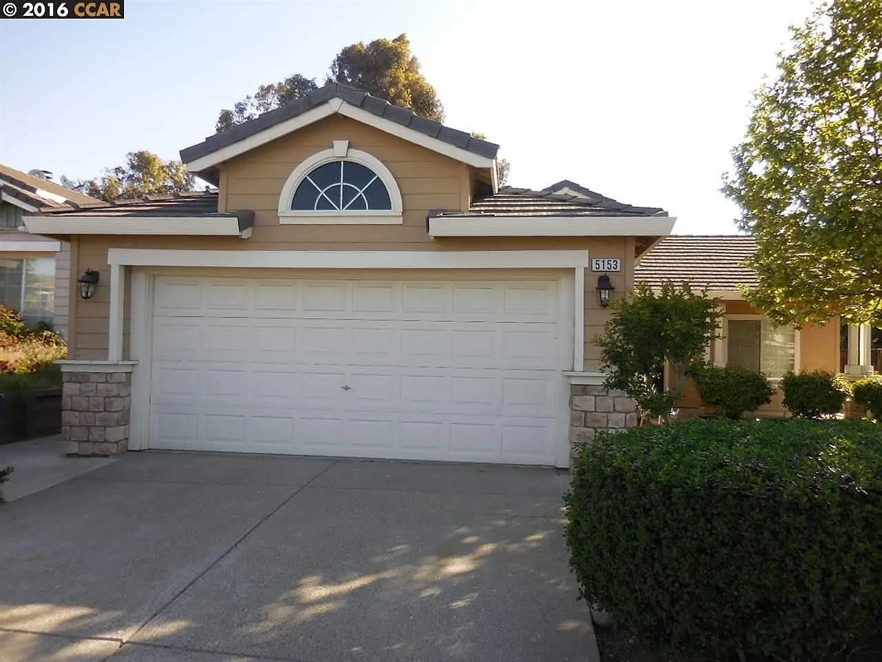 5153 Homestead Way photo 1