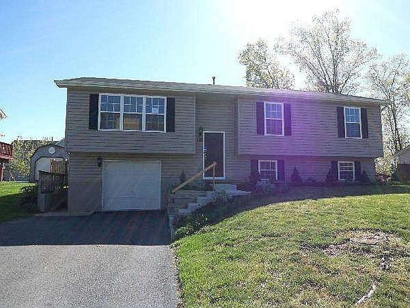 1st image of 102 Tinoak Dr