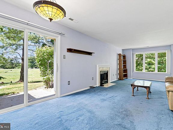 5th image of 2708 Maryannes Ct #2708