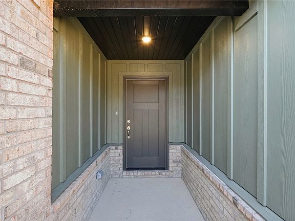 3rd image of 3 Clun Ln