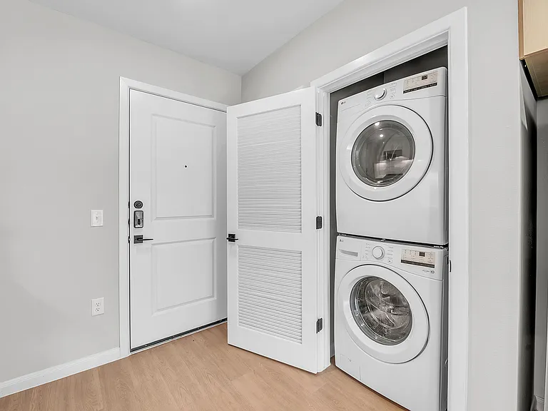 Washer & Dryer