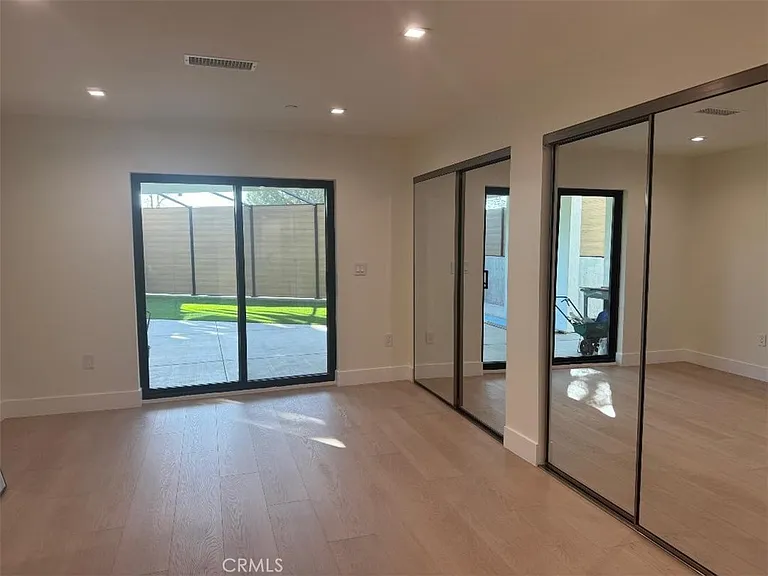 2846 Fairmount — Photo 10