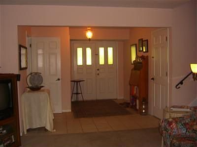 3rd image of 2913 Stauffer Dr