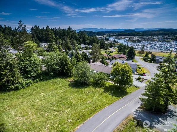 436 Klickitat Drive, La Conner, WA 98257