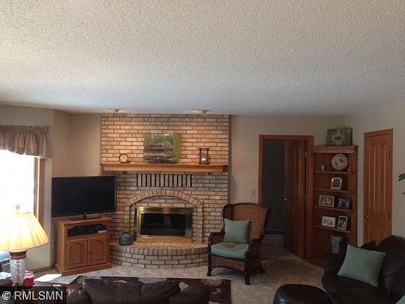 4th image of 645 Hillwood Dr