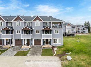 38 Lighthouse Ln E, Collingwood, ON L9Y5C8