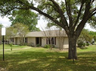 700 Thomas St, College Station, TX 77840