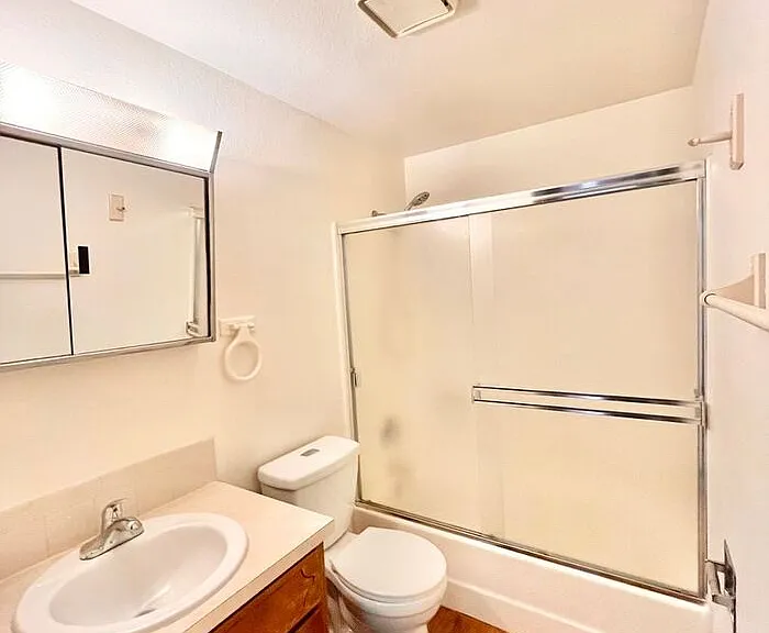4838 Basswood Dr — Photo 6