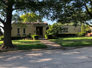 4240 W 98th St, Oak Lawn, IL 60453