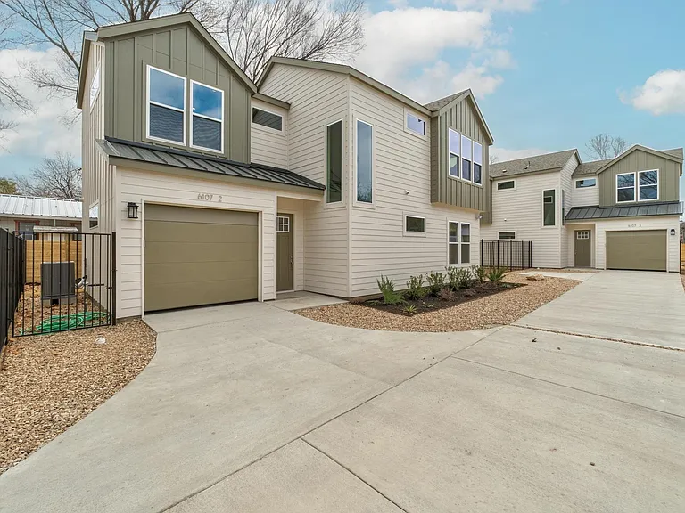 6107 Richardson Ln #2 — Photo 1