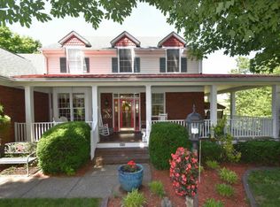 6606 Woodrow Way, Louisville, KY
