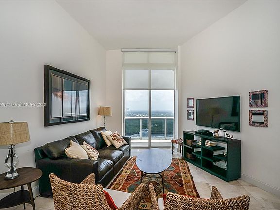 4th image of 15811 Collins Ave APT 4205