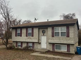 10056 Northgate Dr, Saint Louis, MO 63137