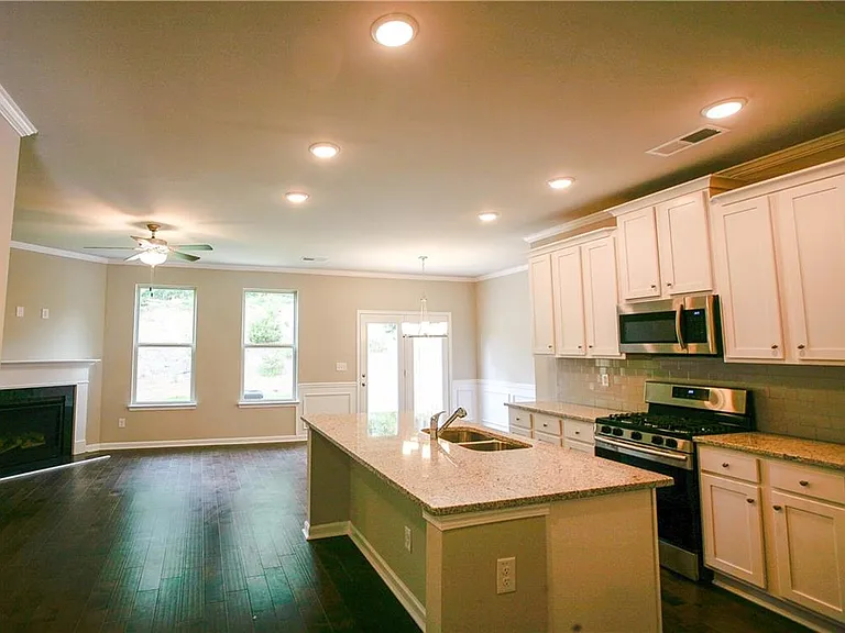 2948 Wild Laurel Ct — Photo 3