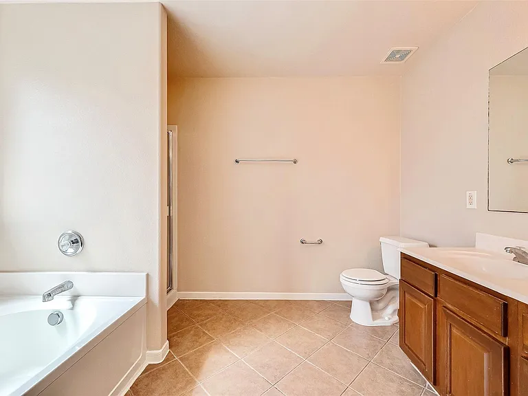 19319 Summer Island Way — Photo 16