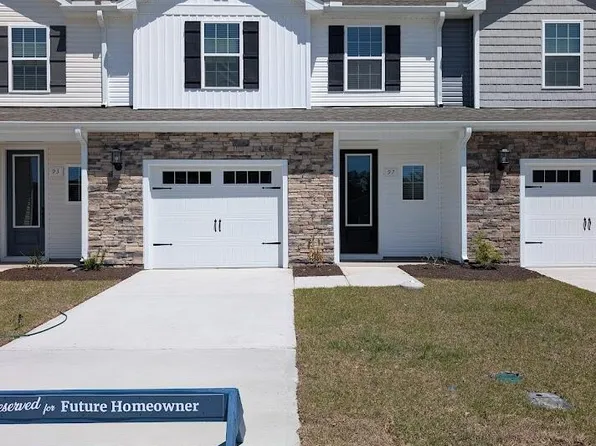 97 Commons View Drive, Hampstead, NC 28443